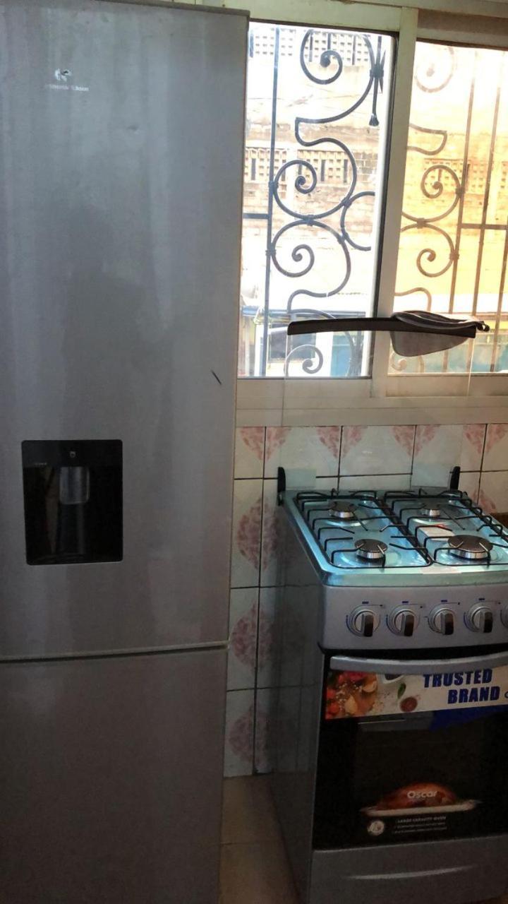 Studio Meublee 1 Chambre Etoug Ebe Yaoundé エクステリア 写真