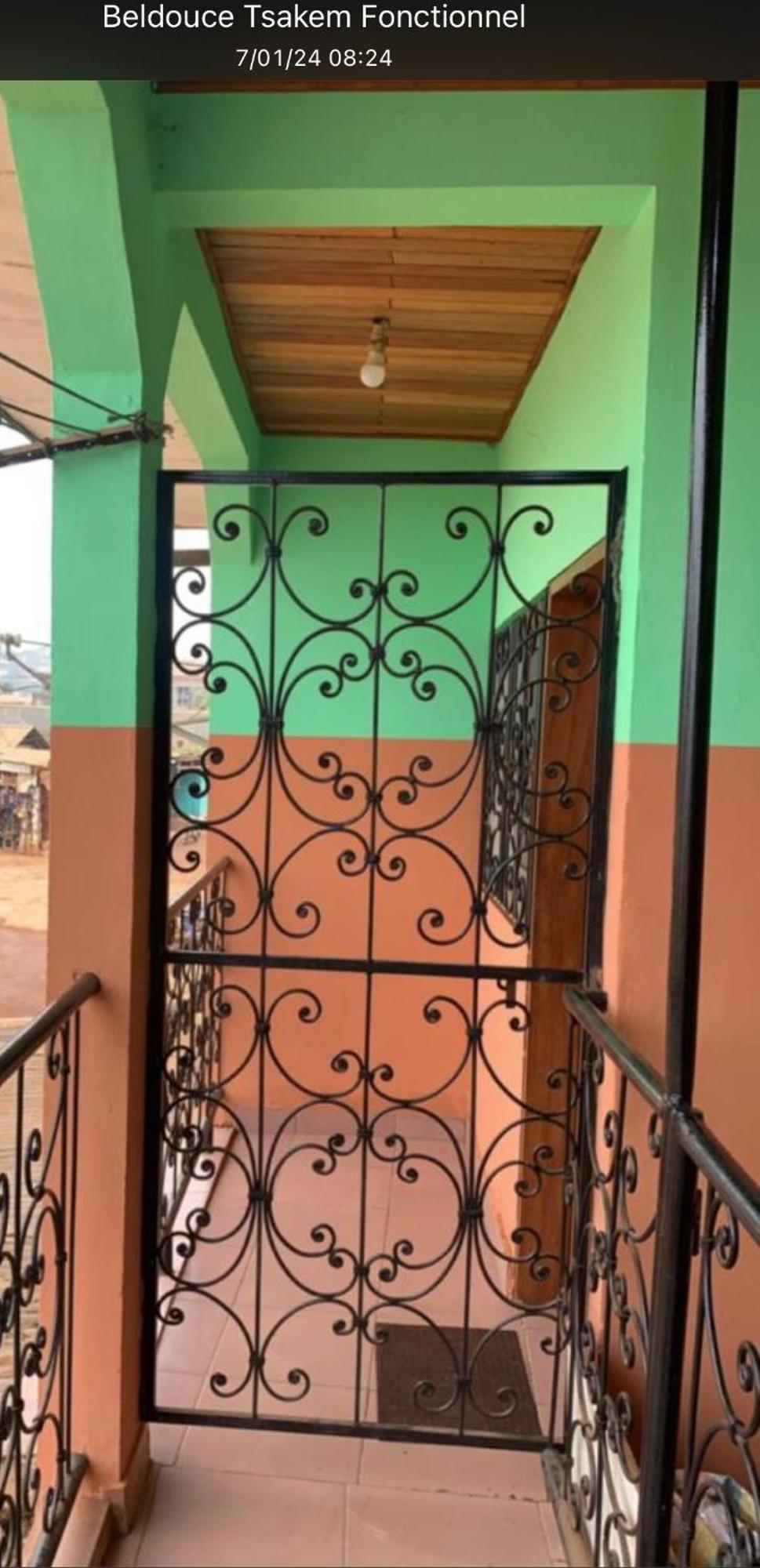 Studio Meublee 1 Chambre Etoug Ebe Yaoundé エクステリア 写真