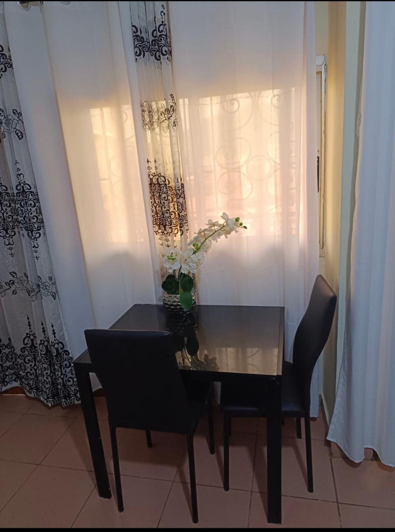 Studio Meublee 1 Chambre Etoug Ebe Yaoundé エクステリア 写真